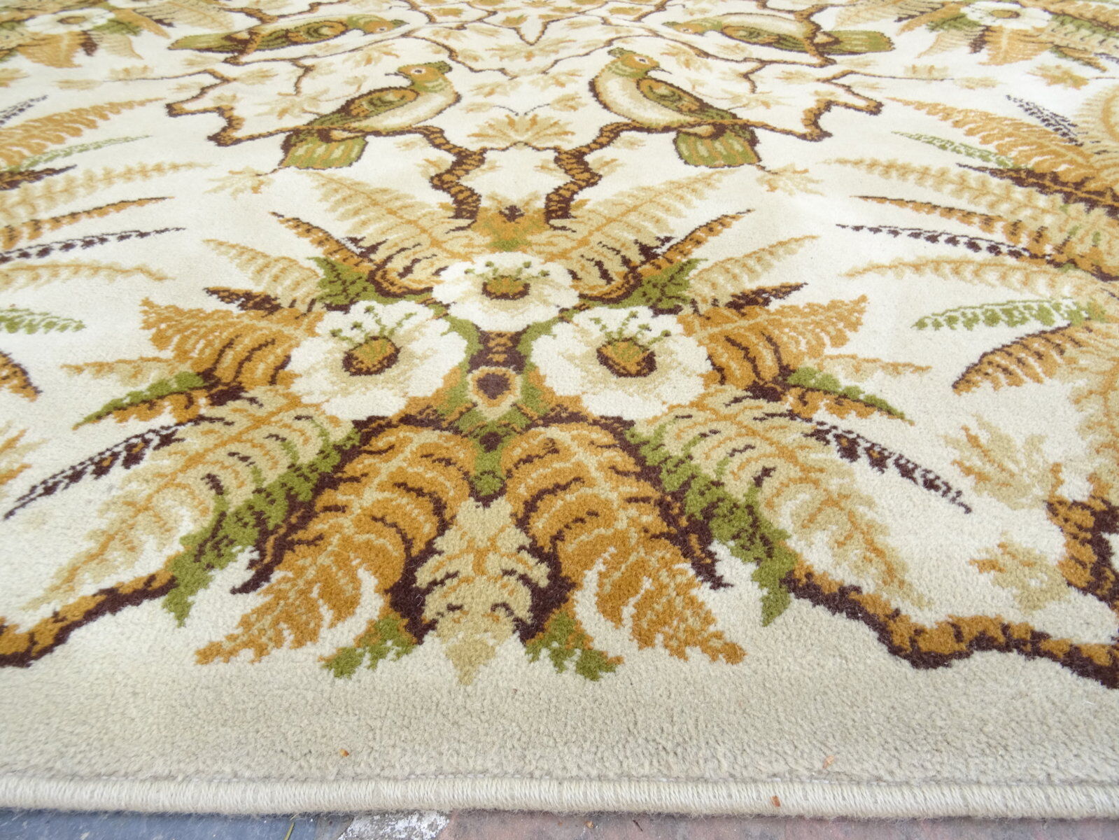 Parakeets wool rug 205 x 150cm