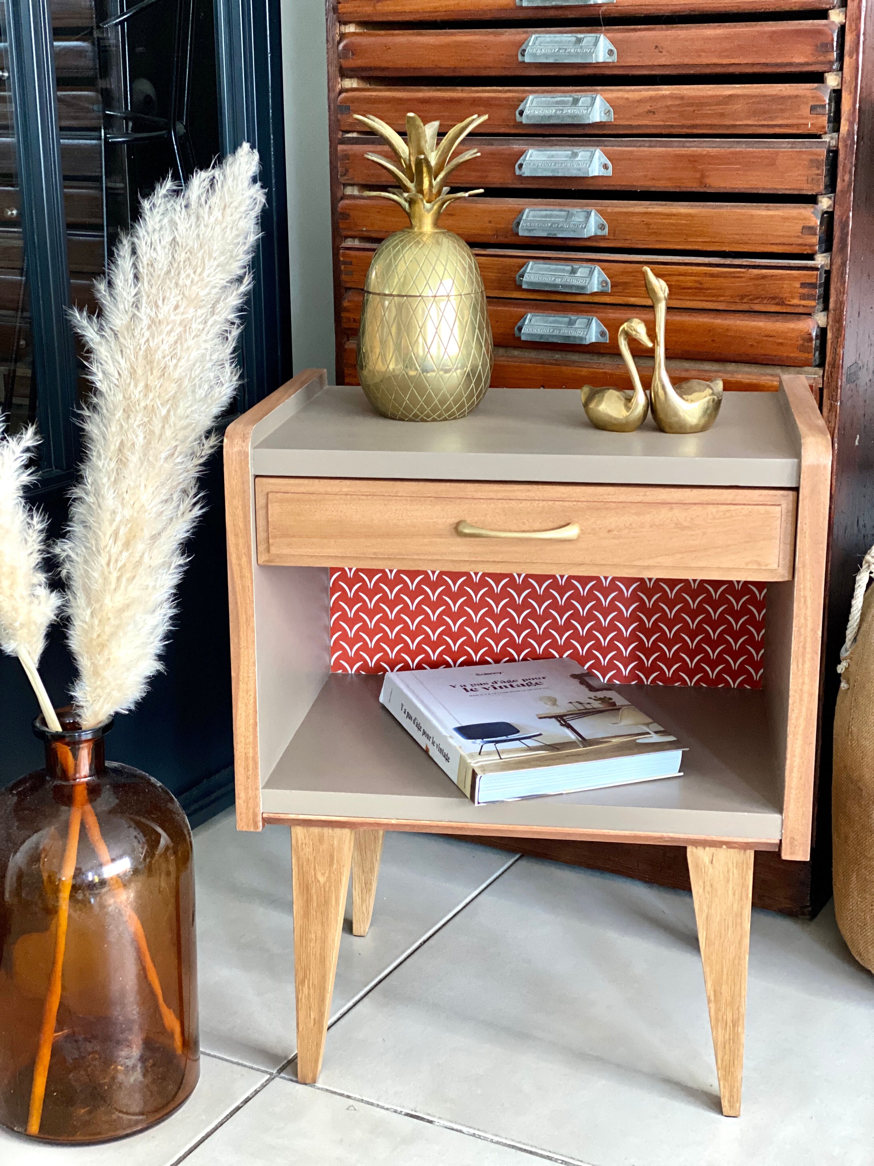 Table de chevet vintage
