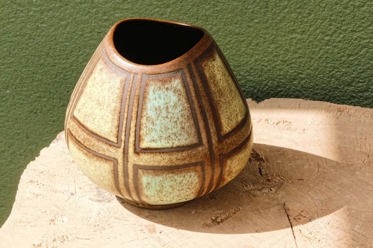 Modernist ceramic vase, 1960s