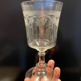 Lot de 4 verres anciens gravés et soufflés