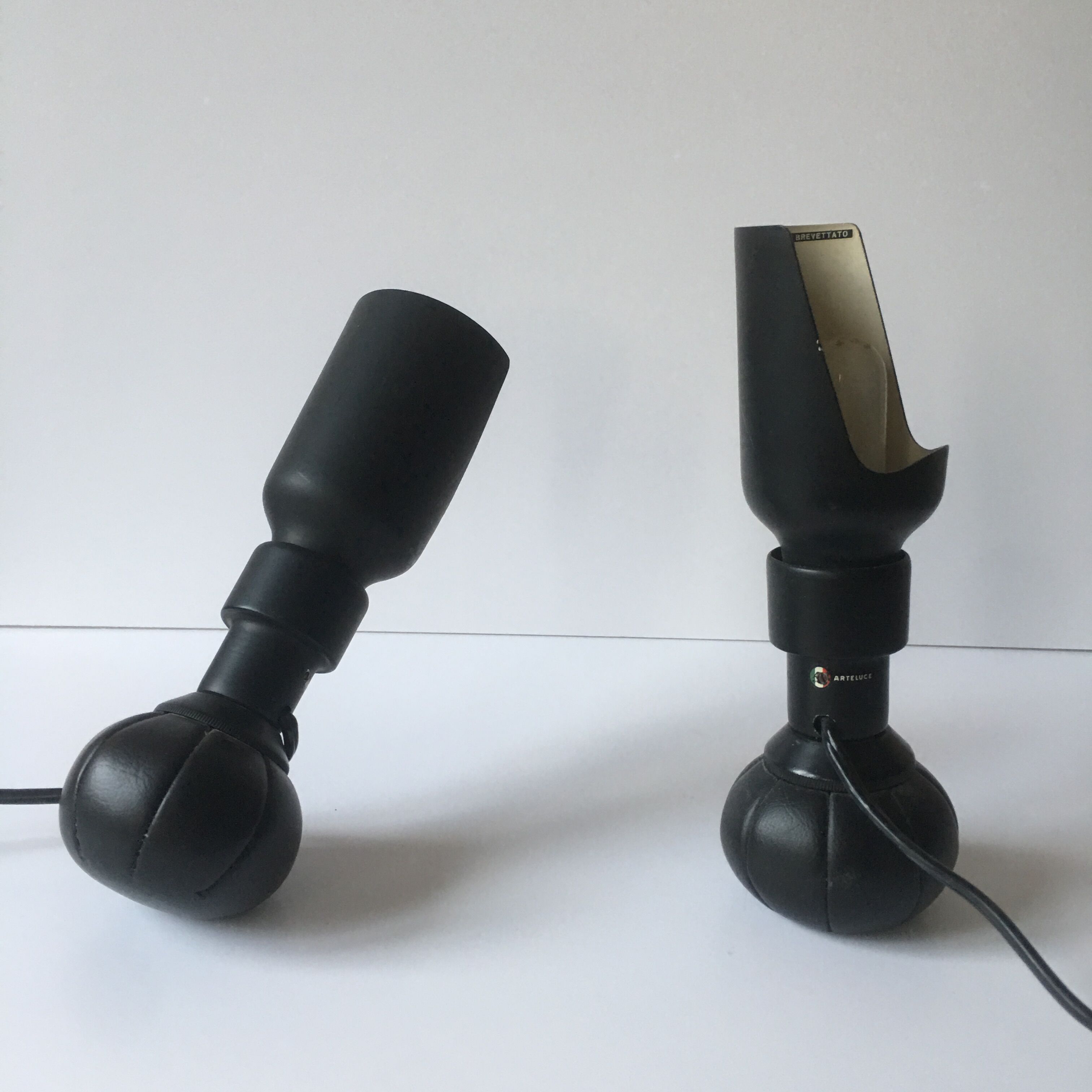 Gino Sarfatti Arteluce bedside lamp