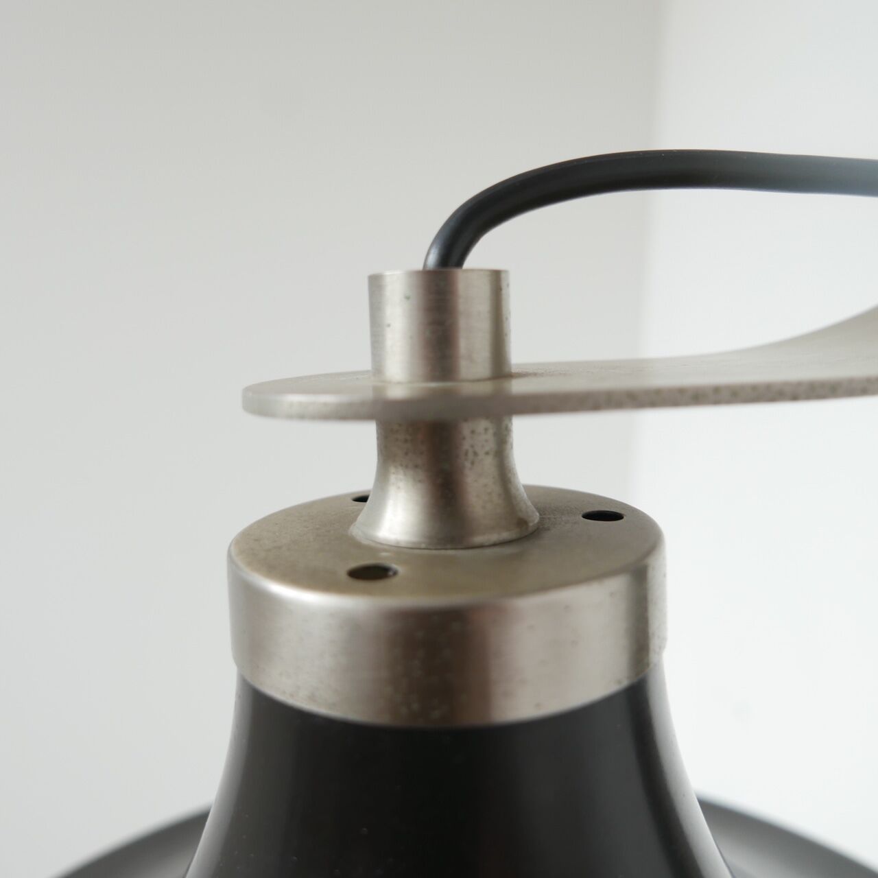 Sergio Mazza pi wall light edit by Artemide