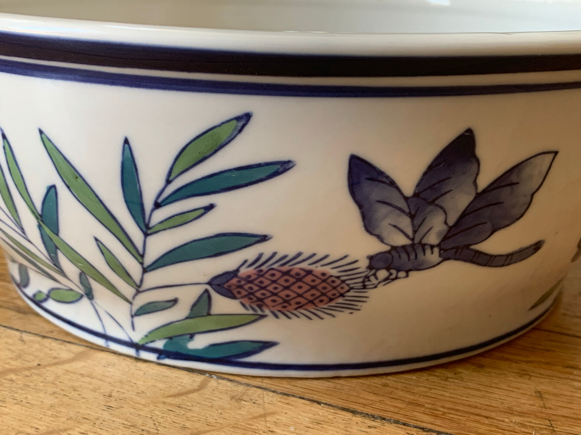 2 antique plant pots