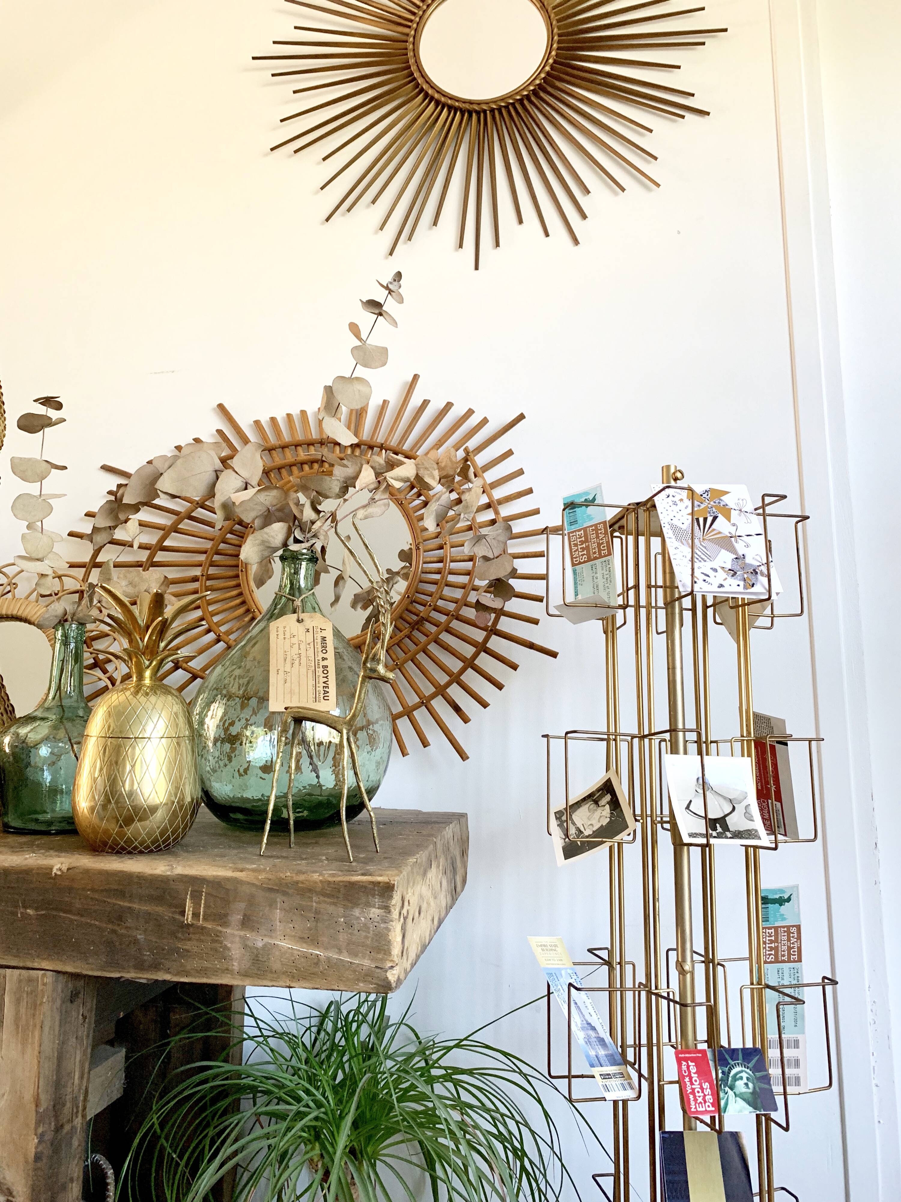 Show turnstile gilded postcards