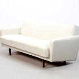 Vintage white Danish design sofa bed