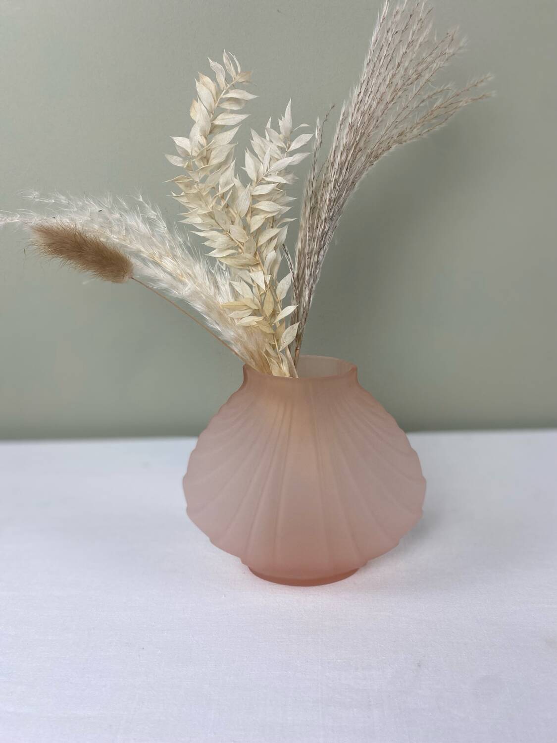 Vase art déco en verre opaque