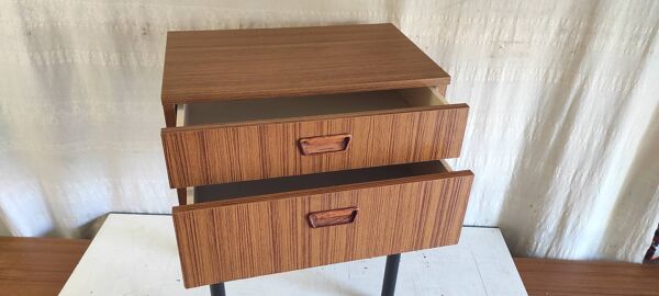 Meuble d'appoint style scandinave - mid. XXeme