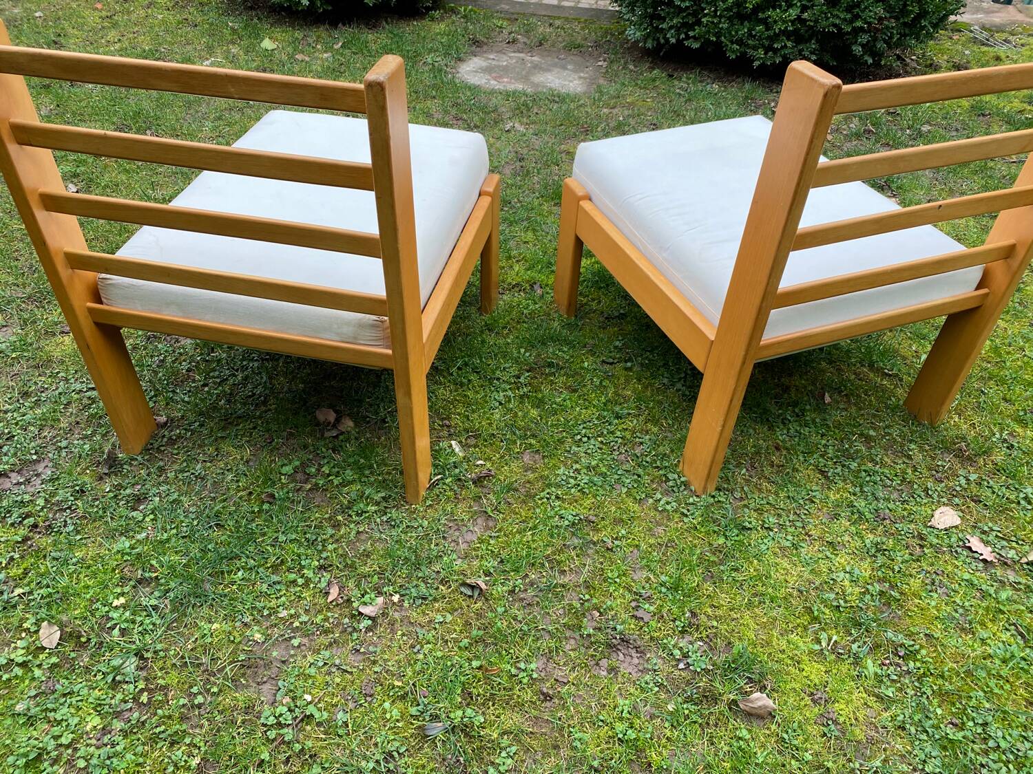 Pair of chalet-style lounge chairs in ecru cotton, circa 1960
