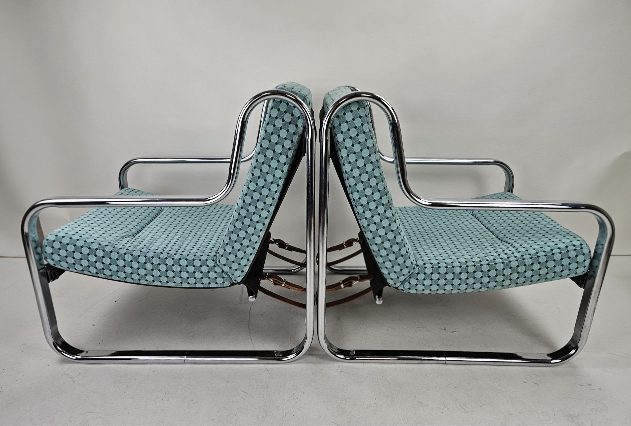 Set of 2 Italian chairs in chrome frame and completely reupholstered