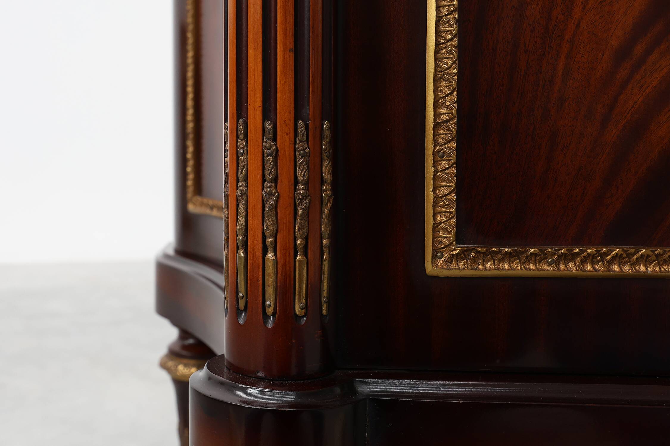 High Quality 20th Century Louis XVI style Mahogany sideboard by E.P. Ehalt
