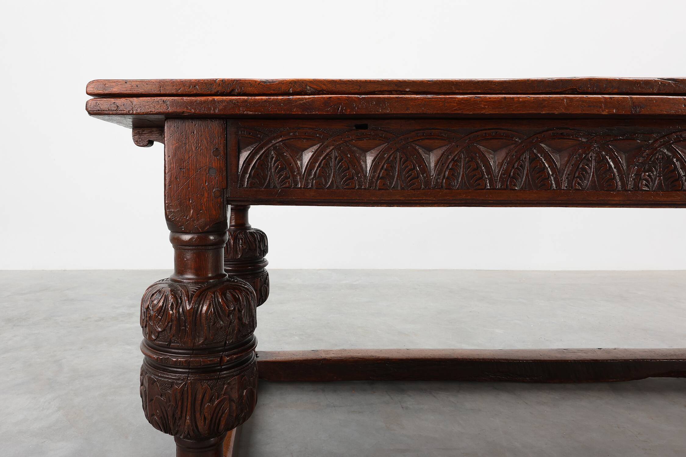 Large 17th‑Century Extendable Oak Dining Table, France