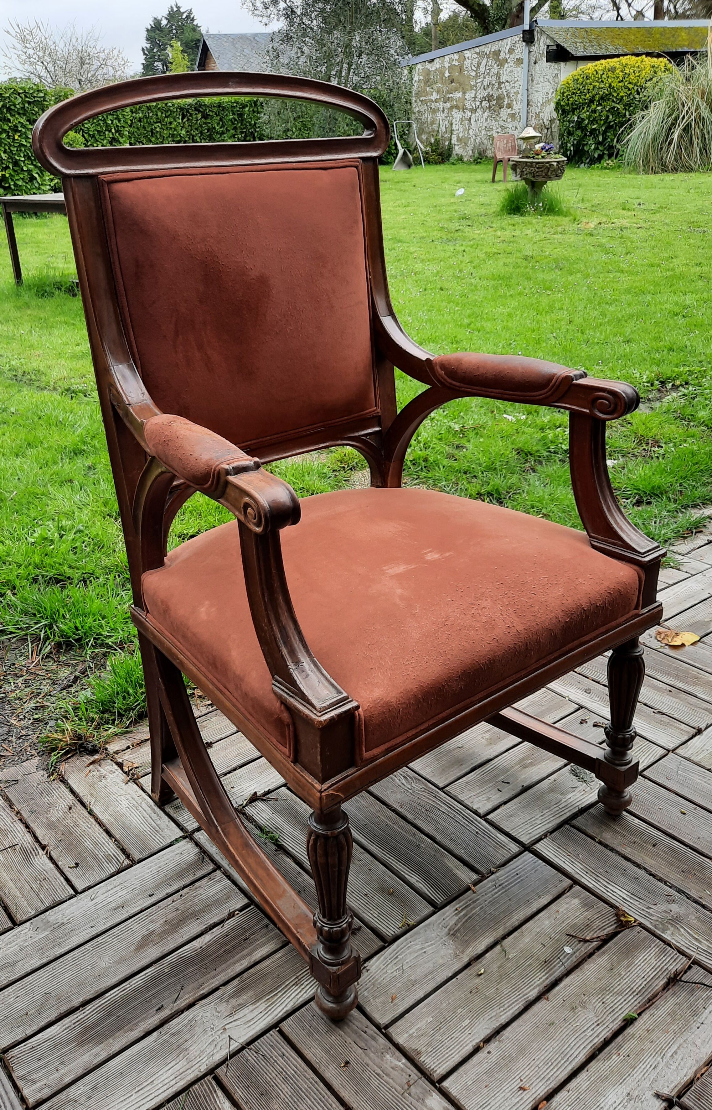 Art Nouveau armchair