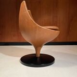 Polaris chair, design by Pierre Guariche for Meurop.