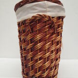 Wicker storage basket, oval and lined with fabrics, with lid