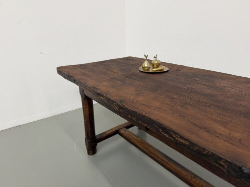 Brutalist farmhouse table in solid oak, 270 cm, 1920s.