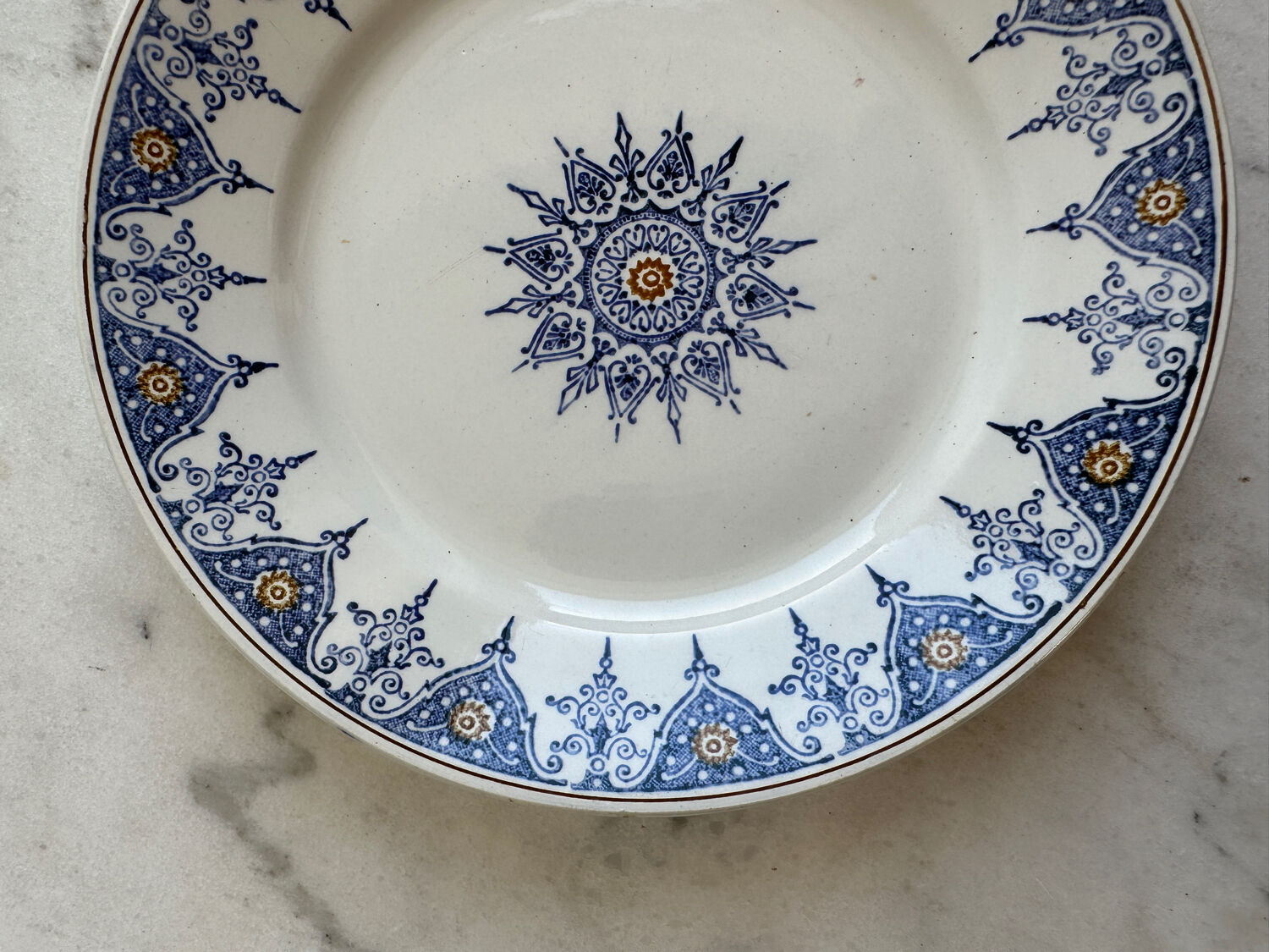 Terre de fer St Armand plate