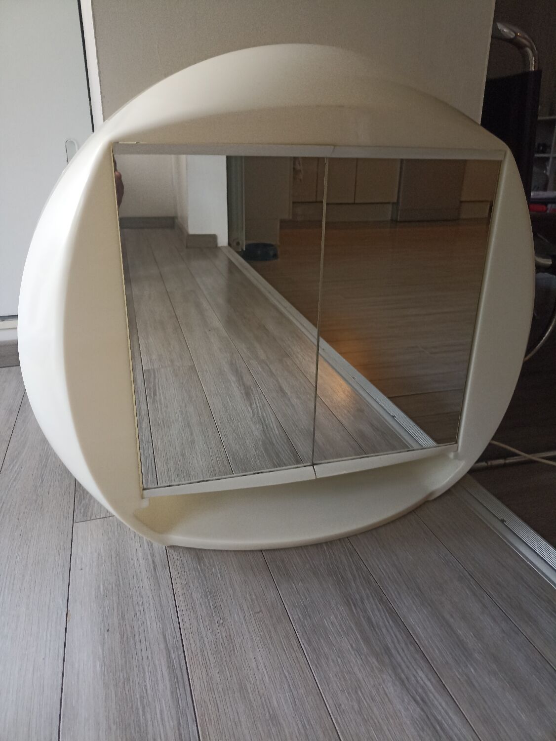 Illuminated mirror bathroom cabinet