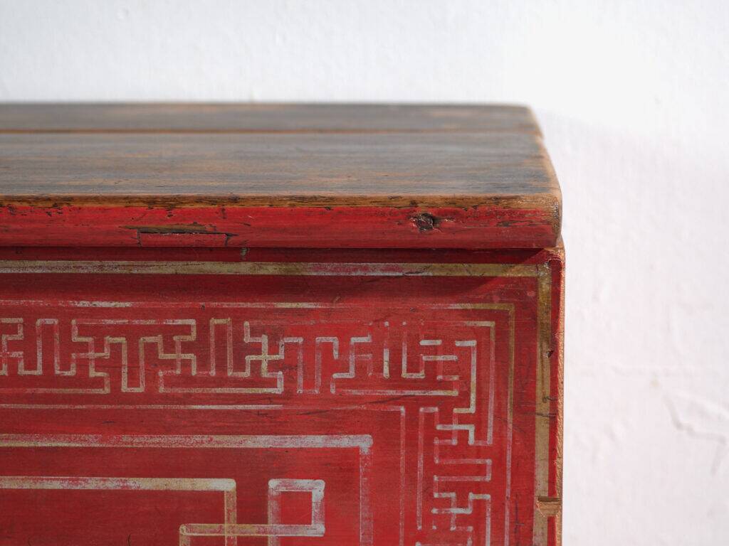 Antique Chinese painted pine chest – Dongbei, circa 1930