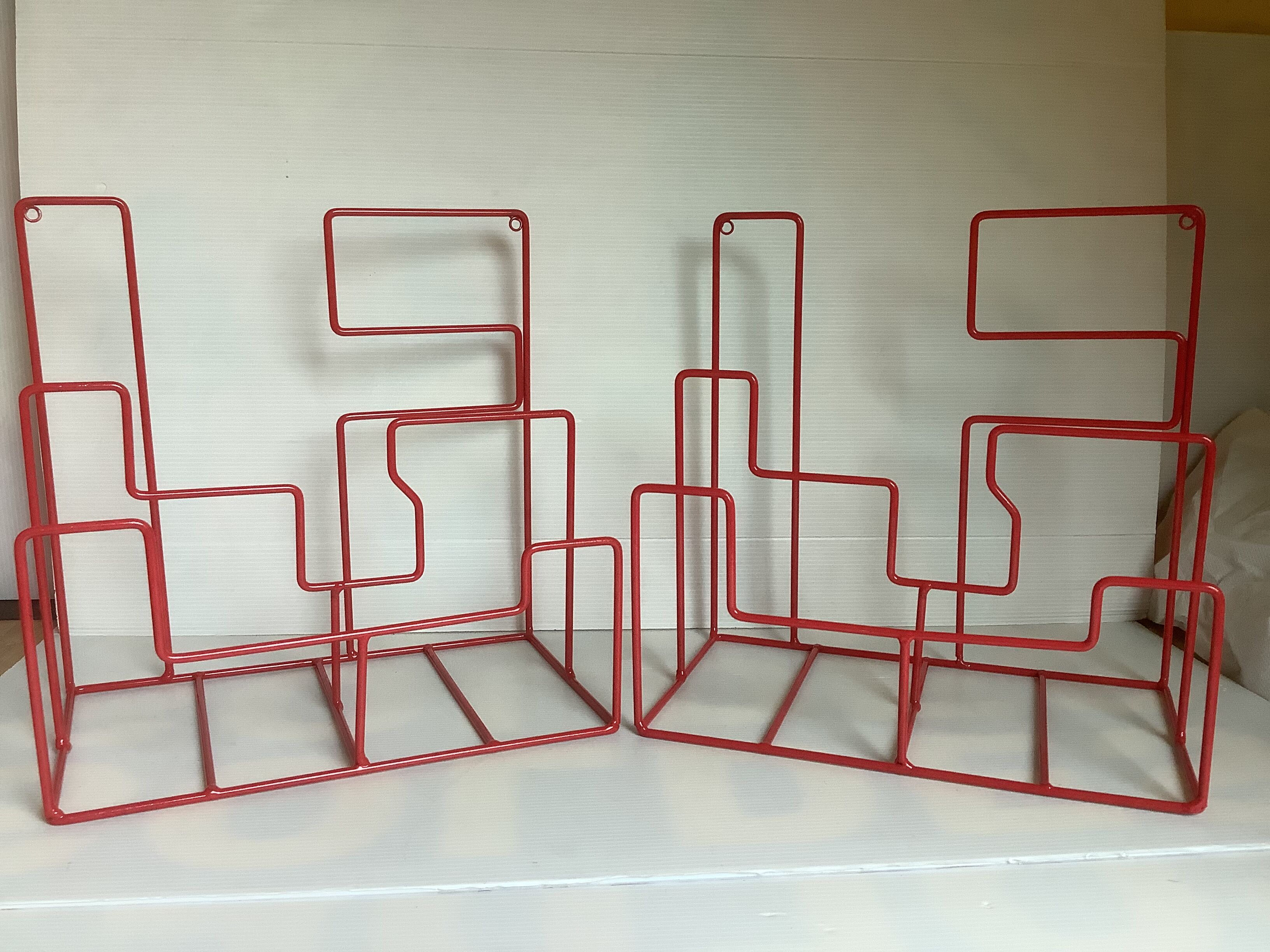 Paire de porte vinyles métal rouge