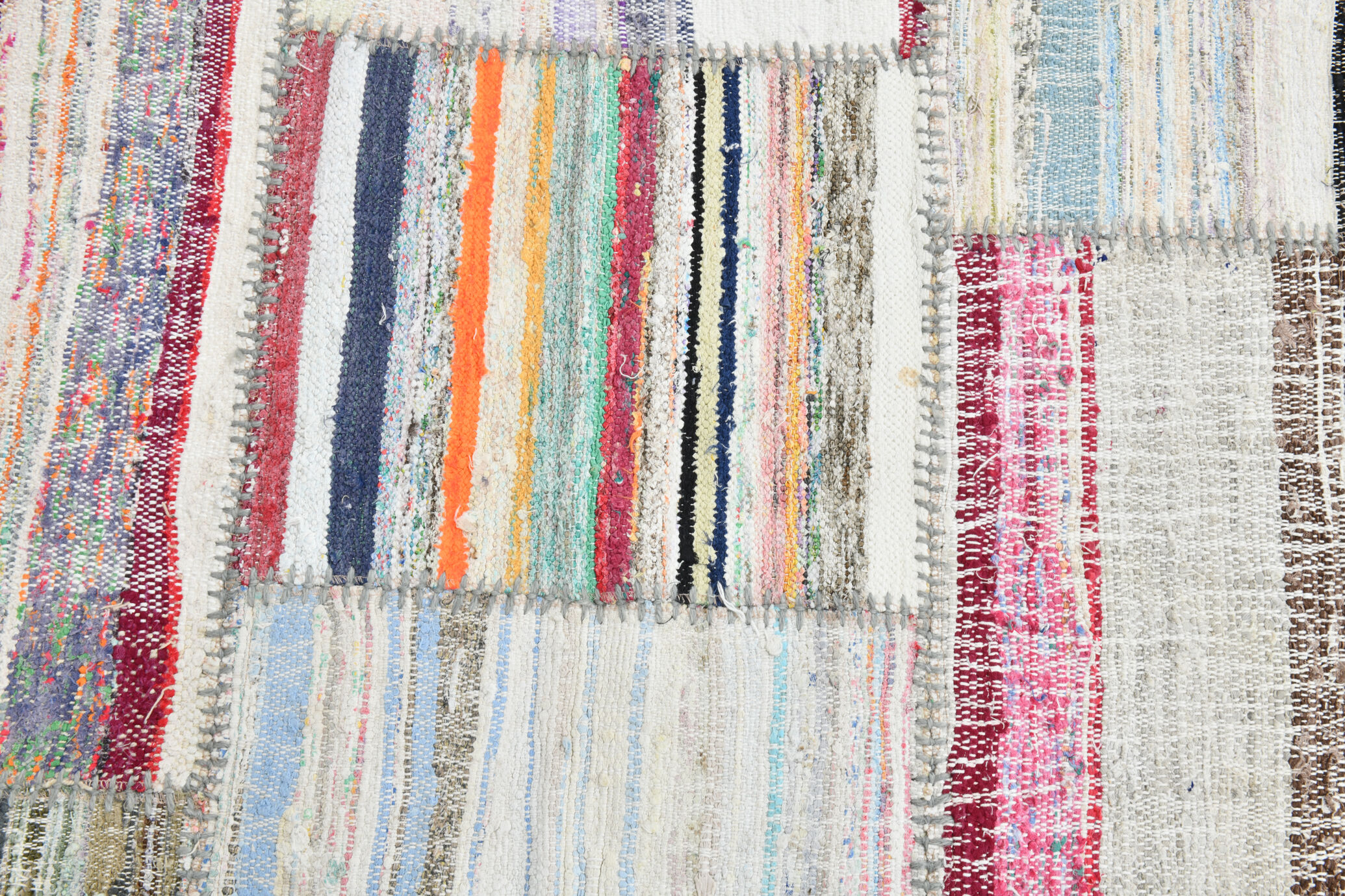 Bohemian ethnic rug 308x207cm