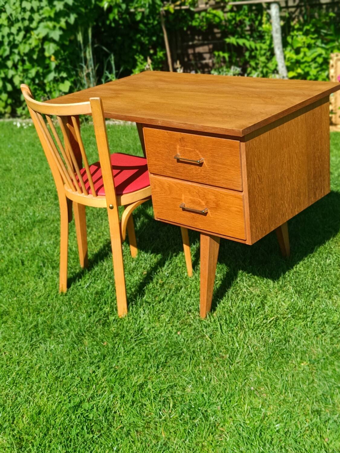Mid-century desk from the 60s, compass legs