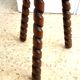 Tabouret tripode vintage en bois tourné
