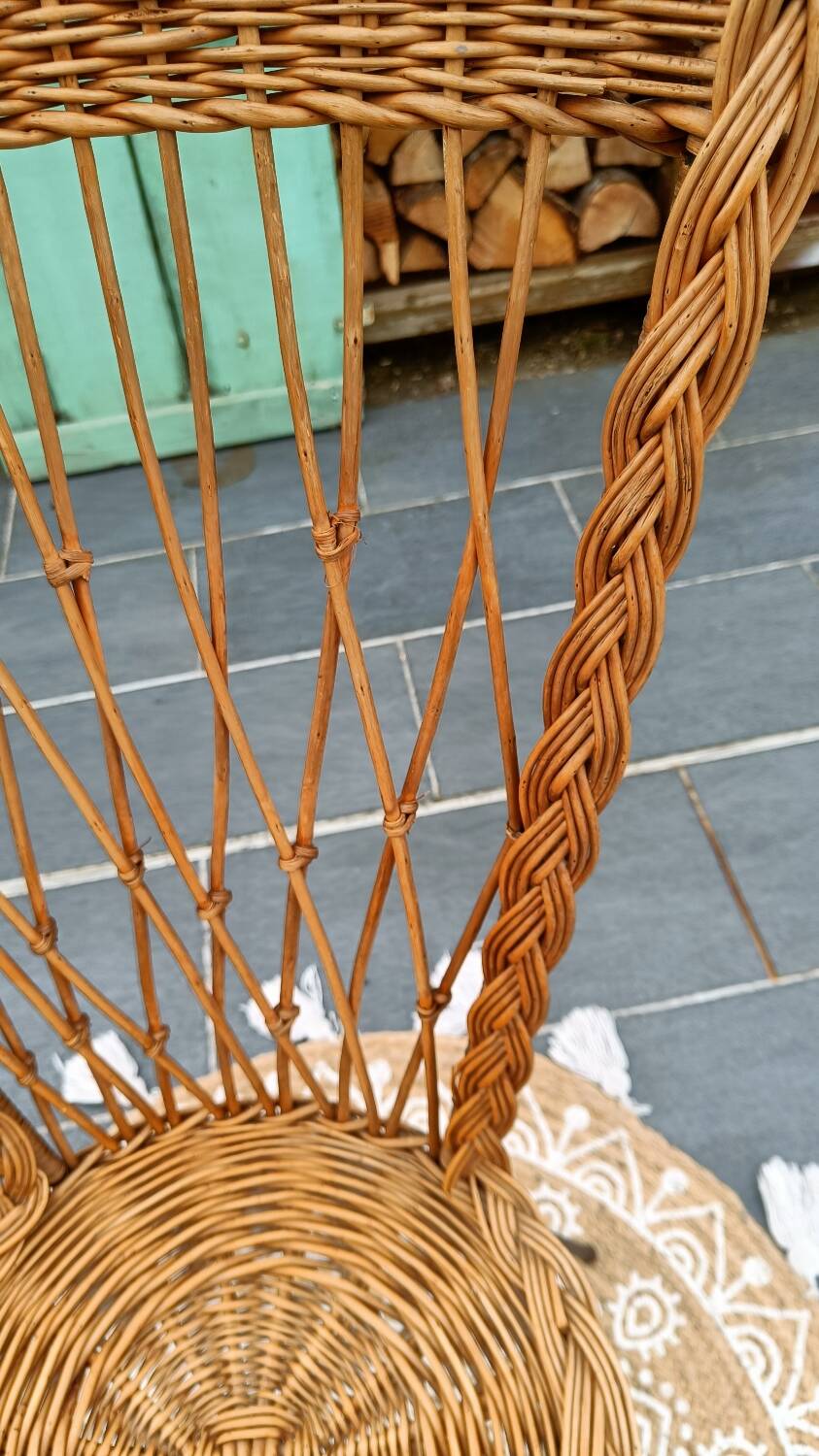 Chaise en rotin et métal