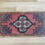 Small rug, Turkish vintage rug, Hand knotted rug,Mini door mat rug 48x85 Cm