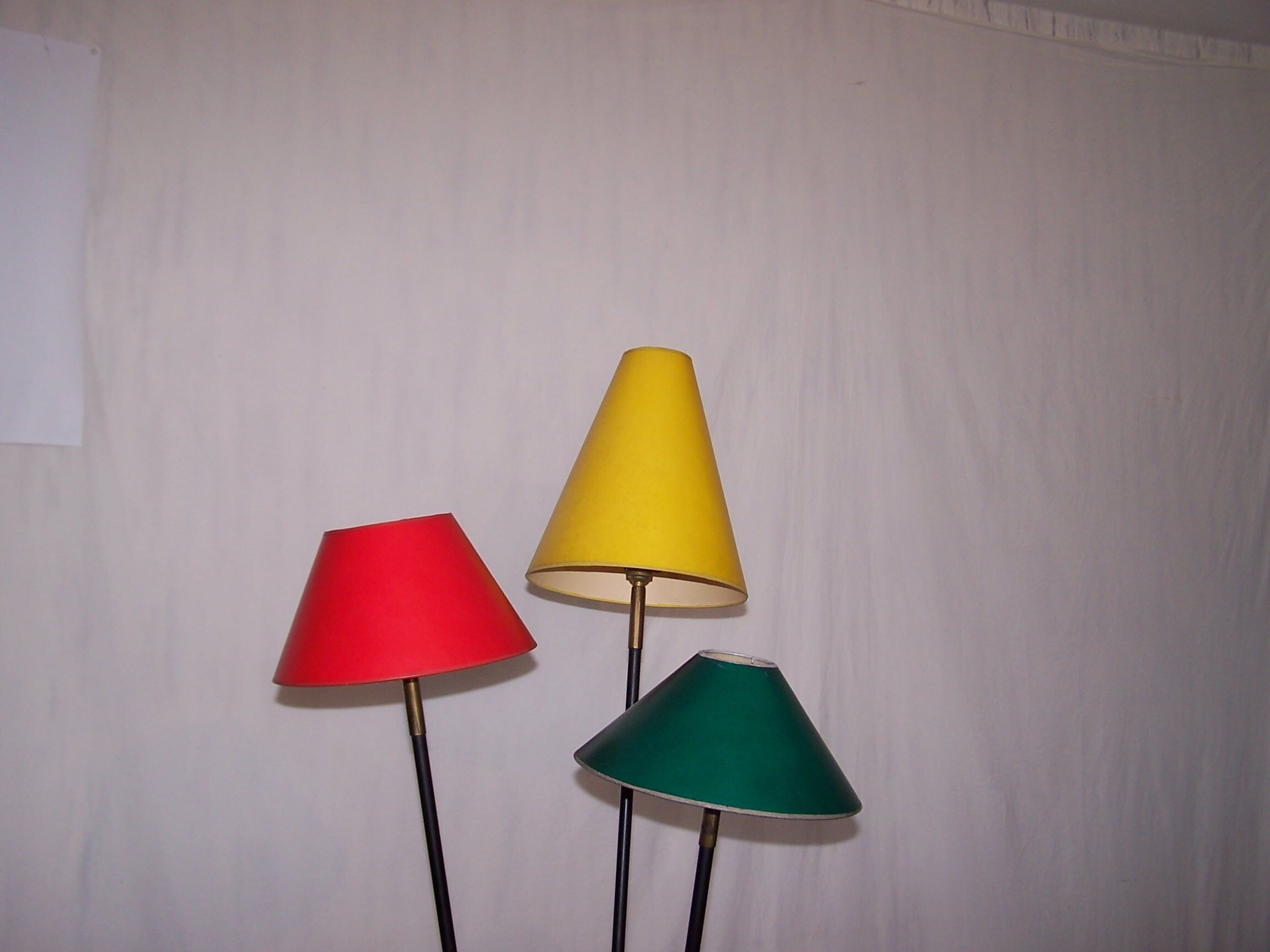 tripod lamppost - 50s