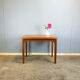 Table d'appoint par Henning Kjaernulf pour Vejle Stole- & Møbelfabrik, teck, années 1960.