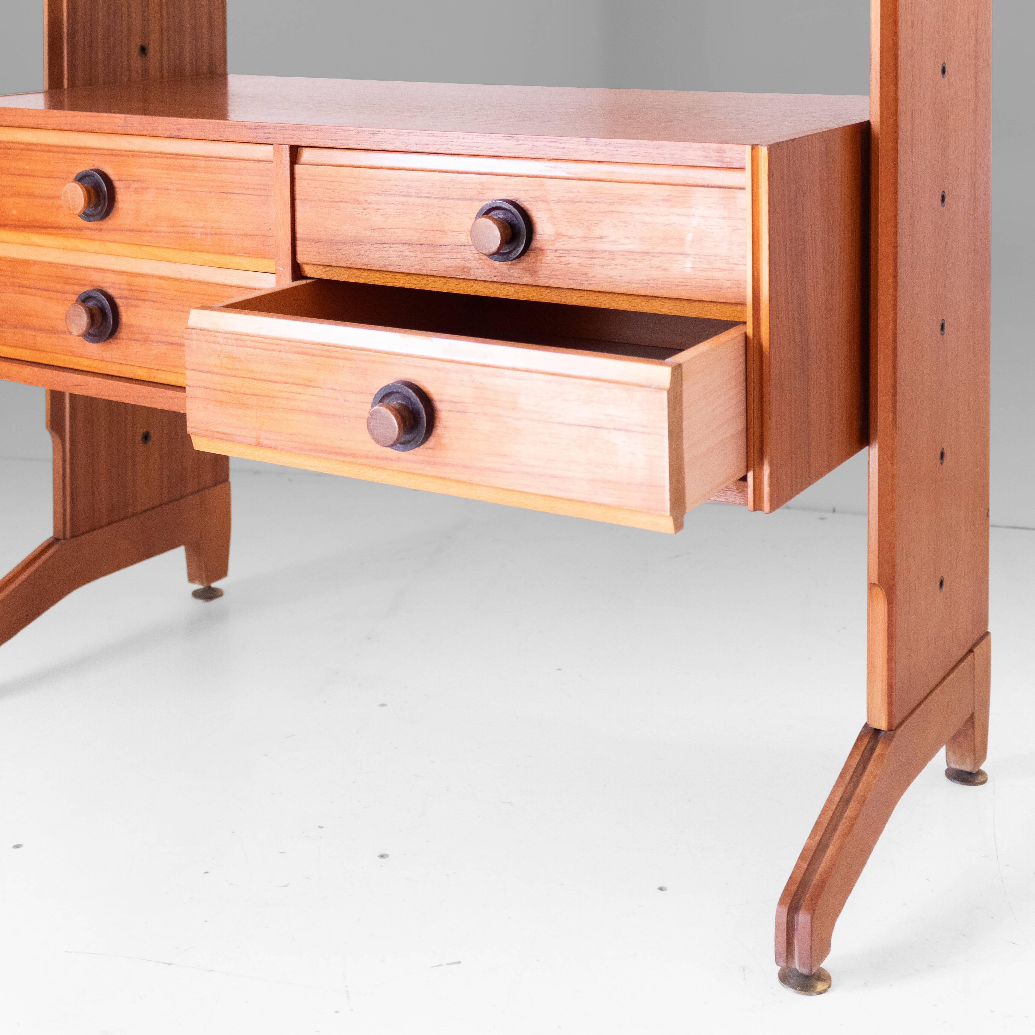Vintage Italian Freestanding Teak Bookcase / Wall Unit in the Style of Dass