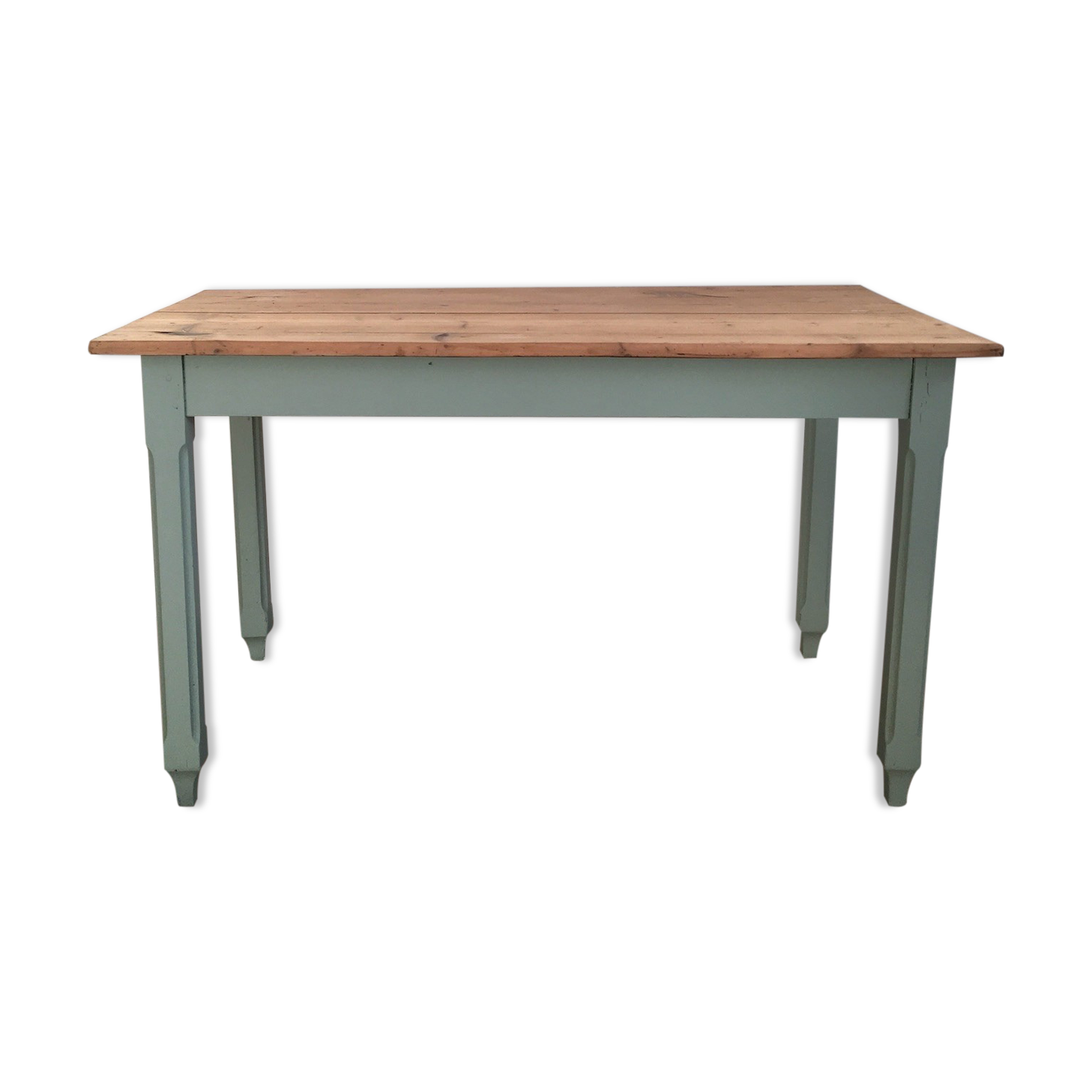 Farm table