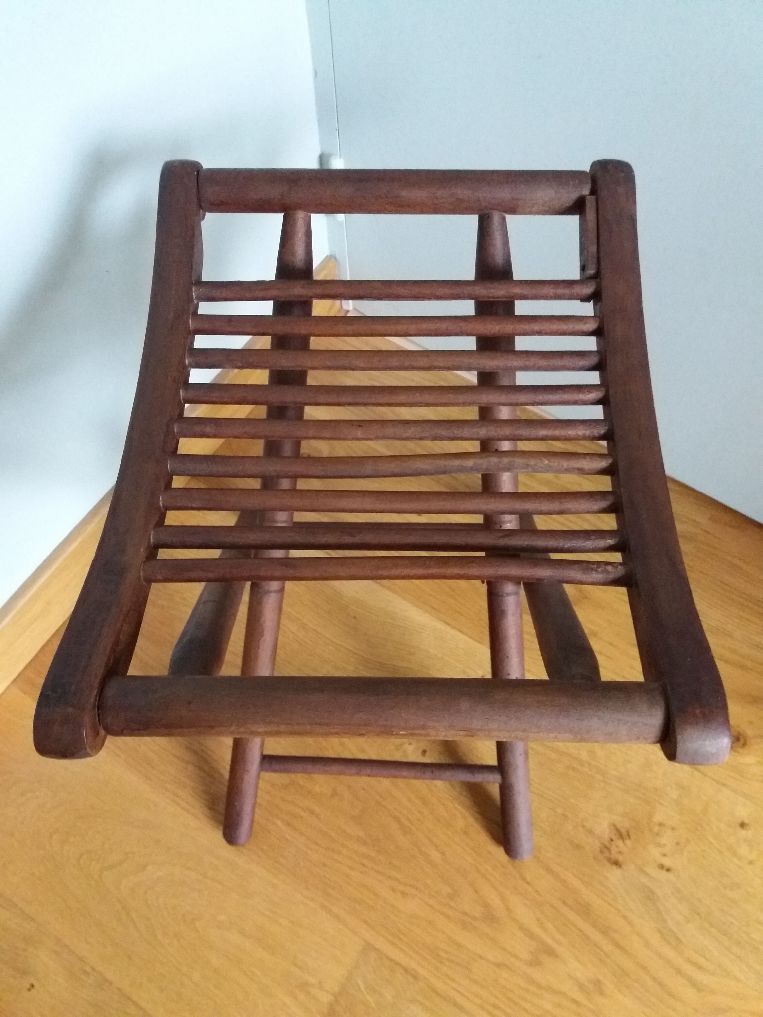 Folding wooden stool