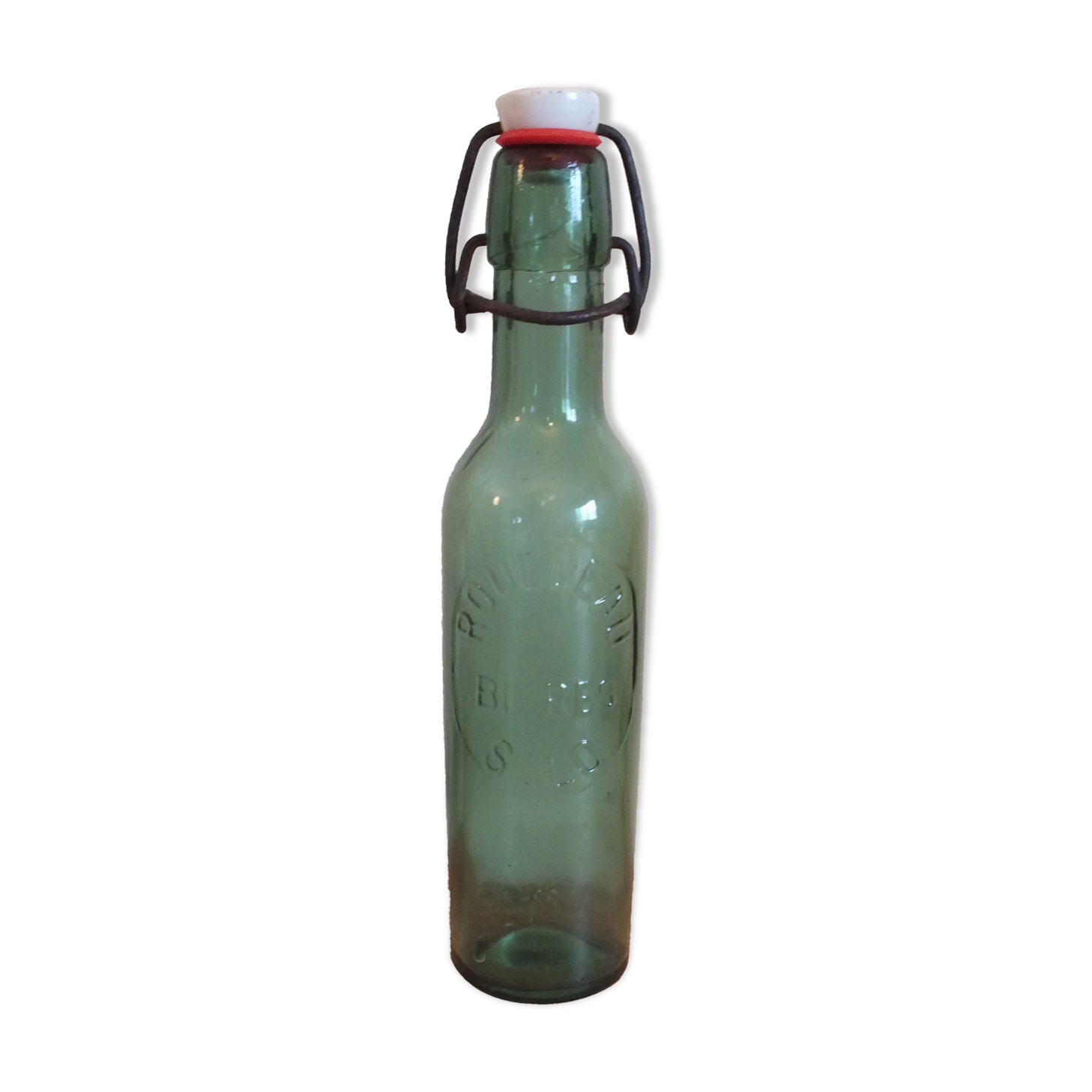 Old bottle of Roulleau beer in Saint Lô (Manche)