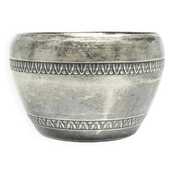 P6t salt shaker art deco