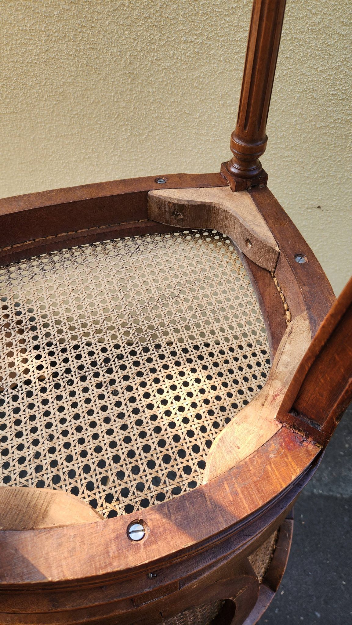 Chaise ancienne Louis XVI en bois et canage XIXe siècle