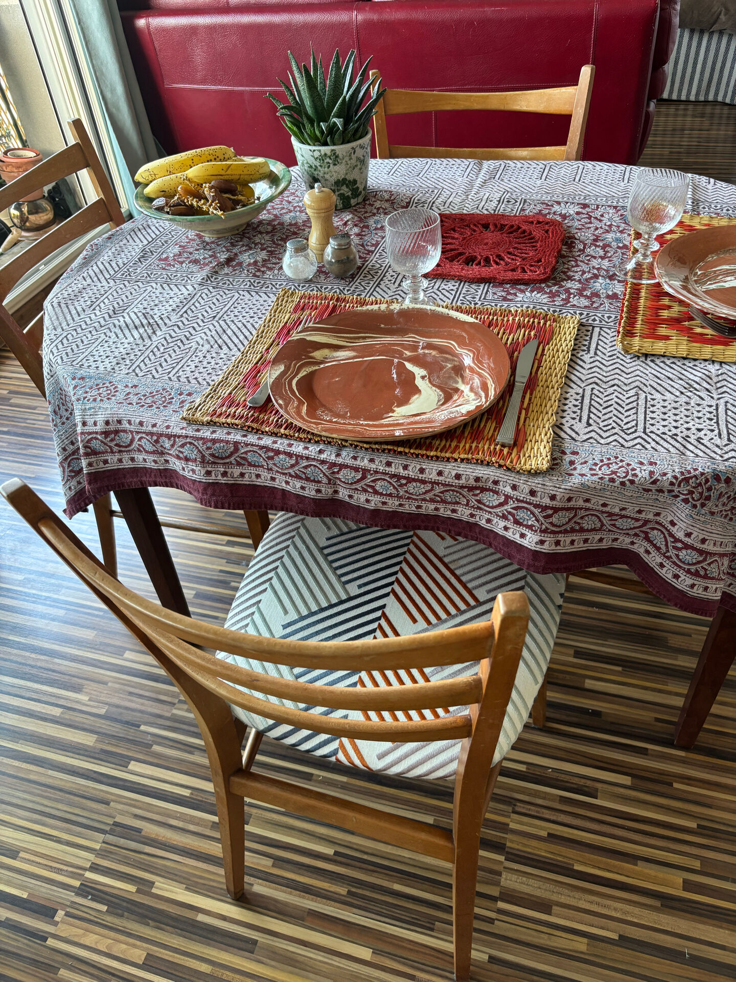4 chairs