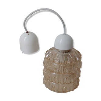 Moulded glass suspension