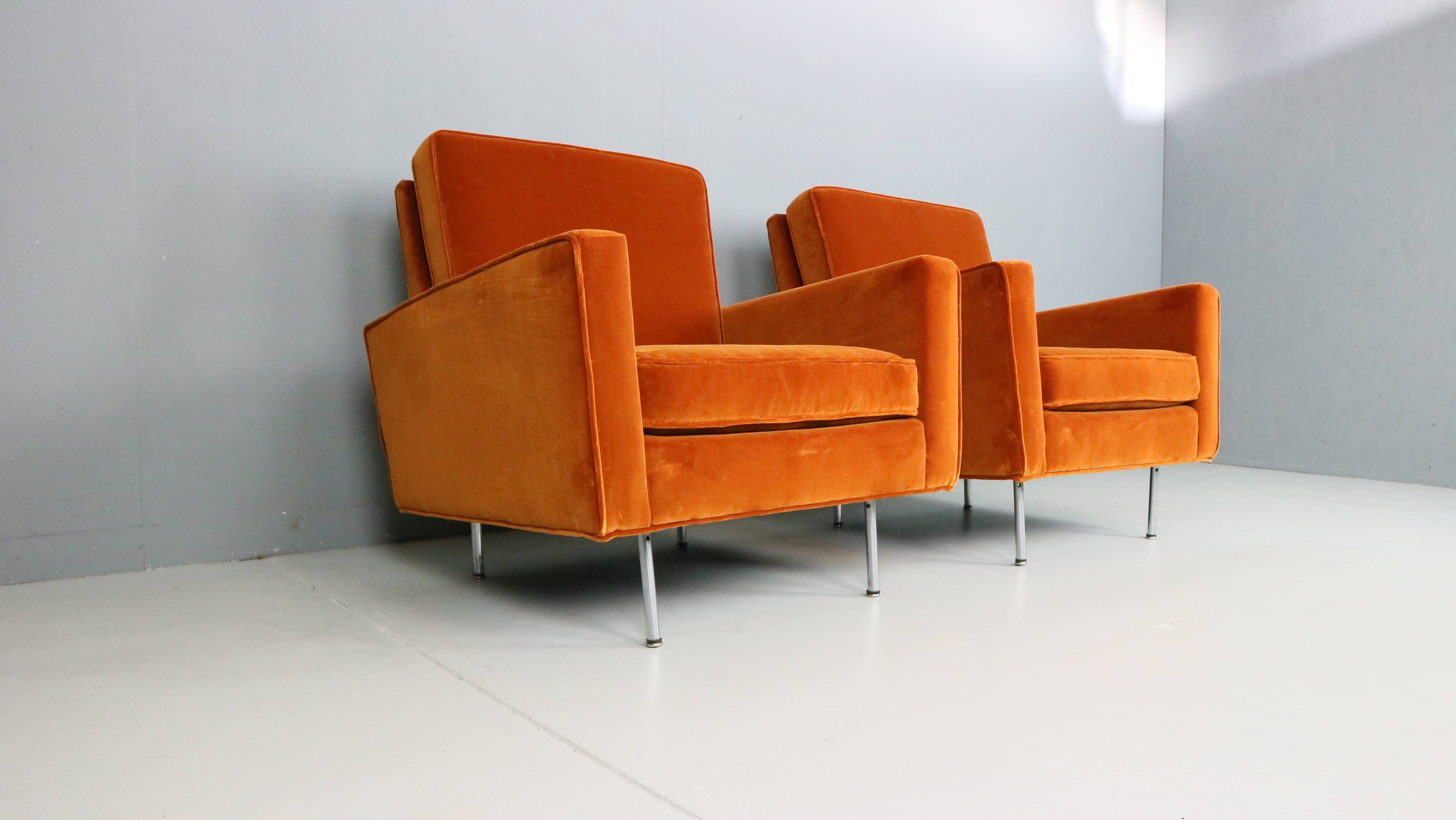 Pair of 1st edition easy chairs 25 BC by Florence Knoll in velvet, 1950s