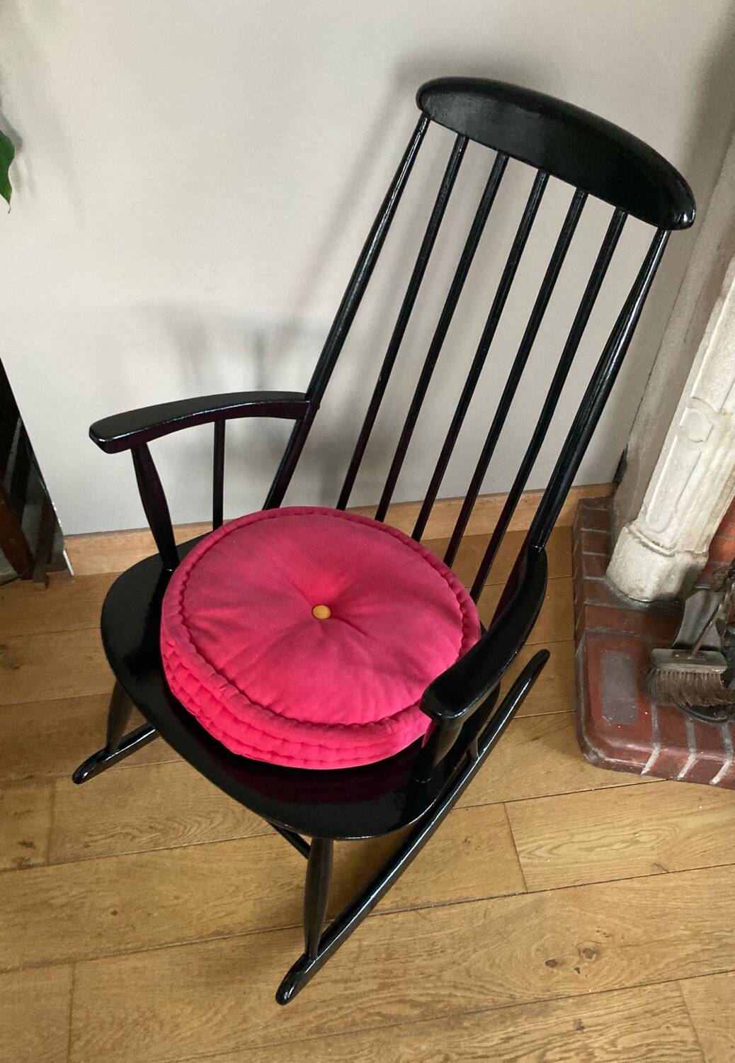 Vintage Scandinavian rocking chair in blackened wood from the 1970s
