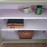 Green Parisian buffet