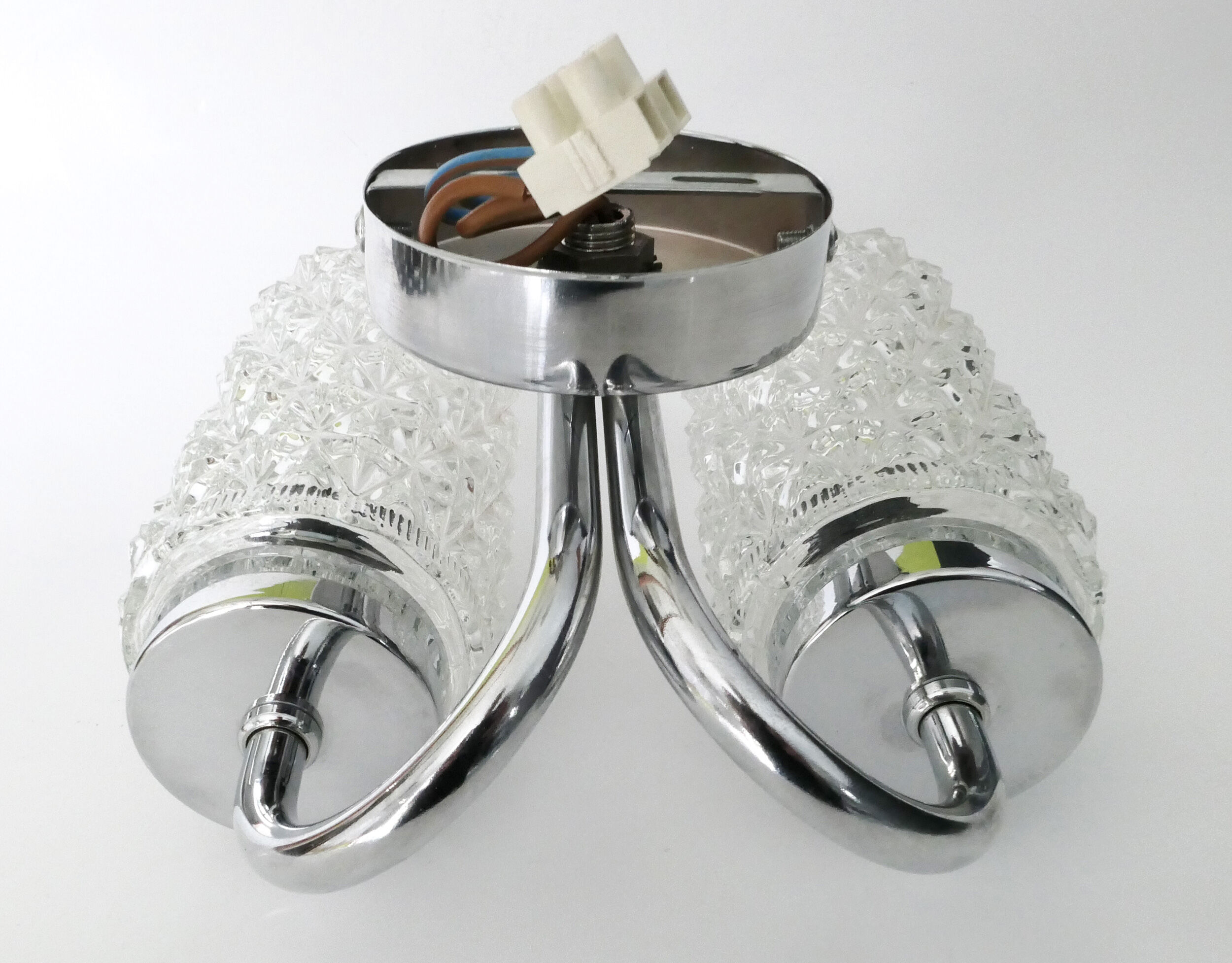 Double wall lamp 1970's chrome and glass