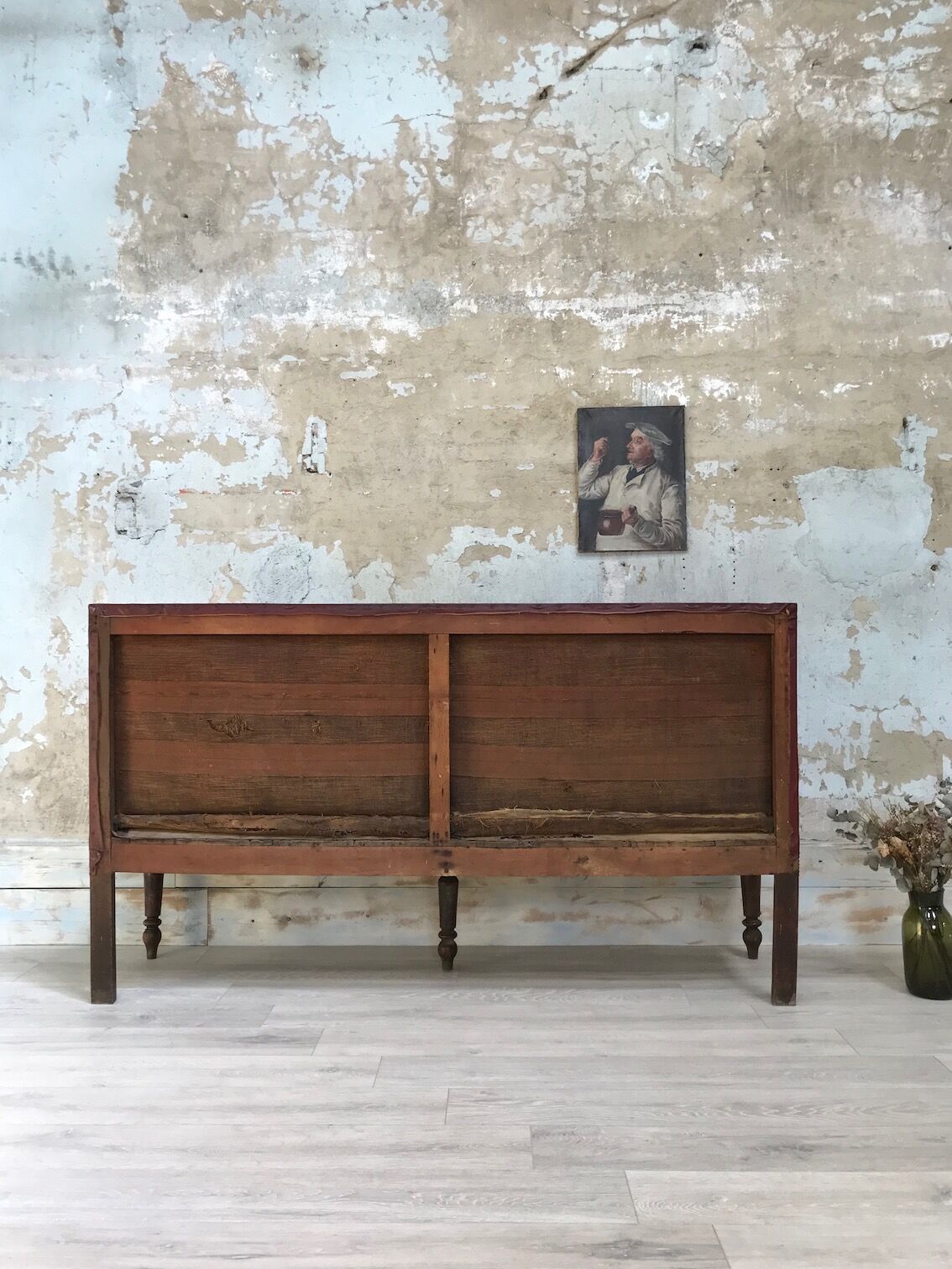 Bistro bench in burgundy leather