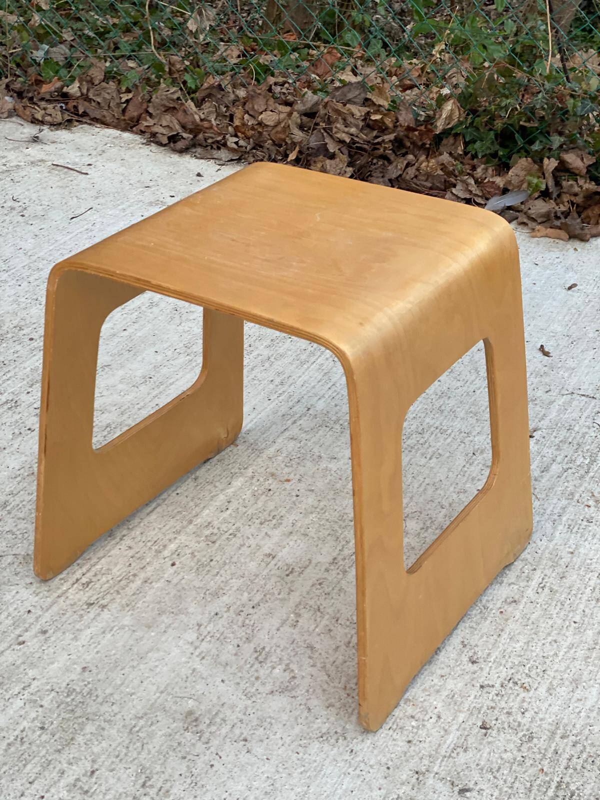 Vintage Benjamin Bent Stool in Curved Wood by Lisa Norinder for Ikea