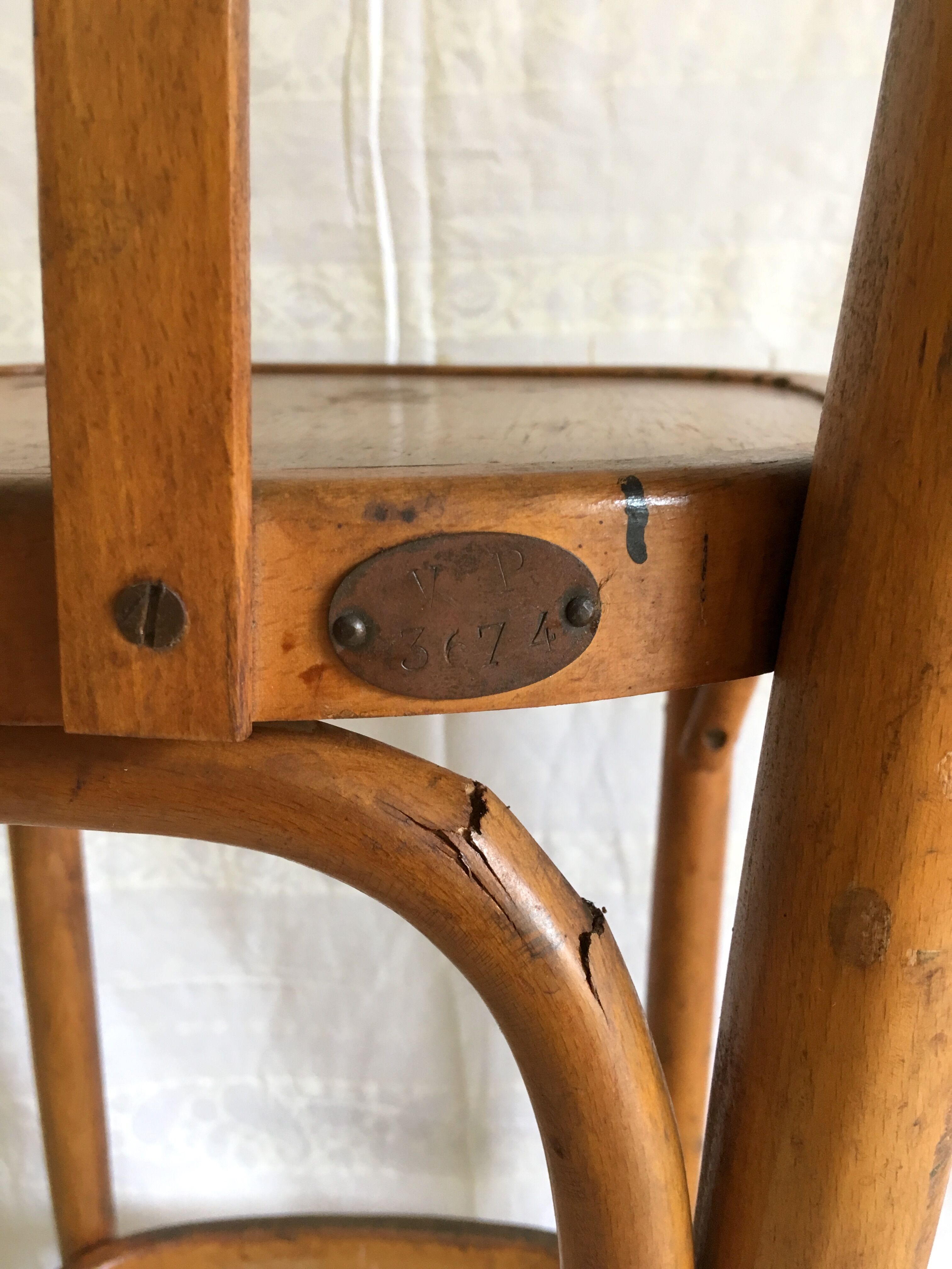 Curved wooden countertop chair - mid. 20th