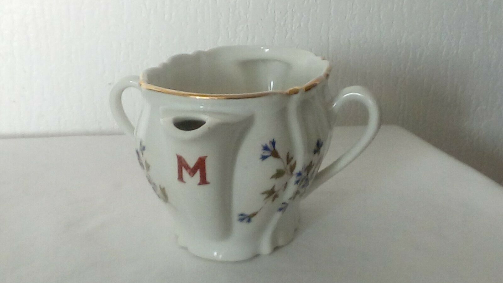 MAYOR PORCELAIN SAUCIERE AND GRAS DECOR WITH BARBEAU