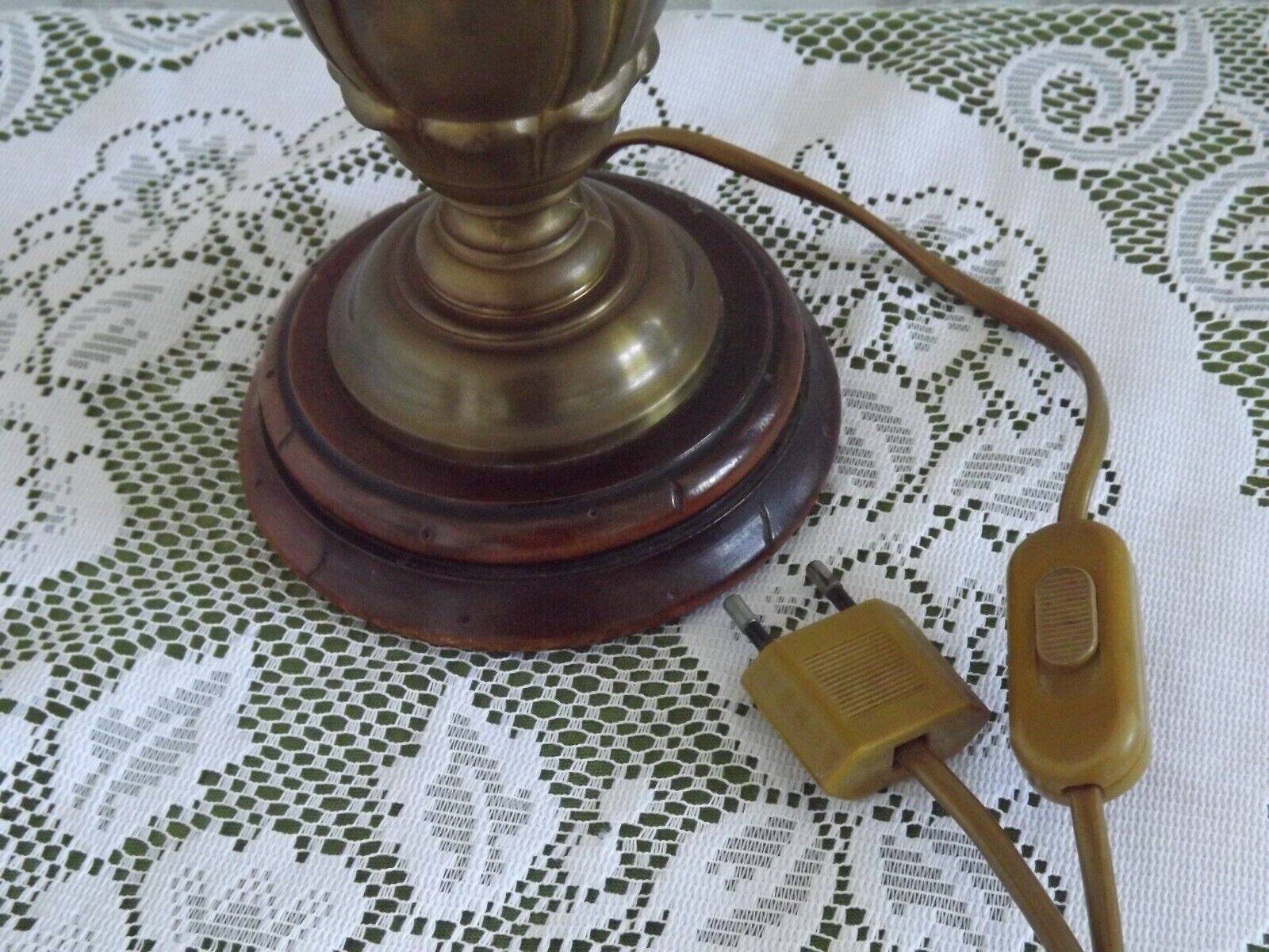Glass and bronze lamp, Art Nouveau France
