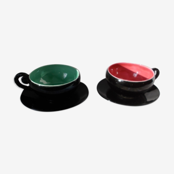 Set vintage saucer cups