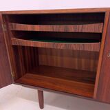 Buffet en palissandre par Gunni Omann, Danemark, années 1960.
