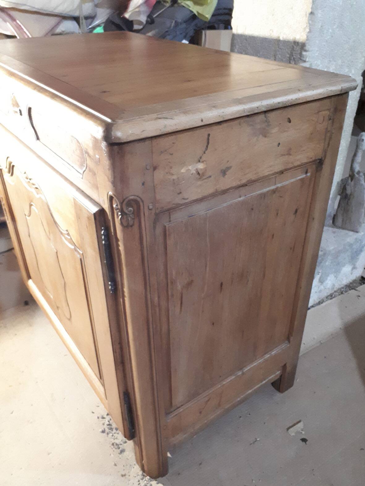 Old buffet